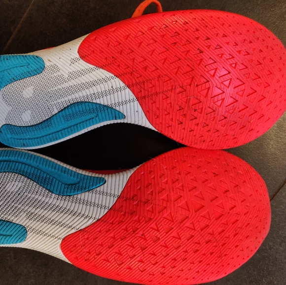 New Balance FuelCell TC Size 6 - Picture 3 of 9